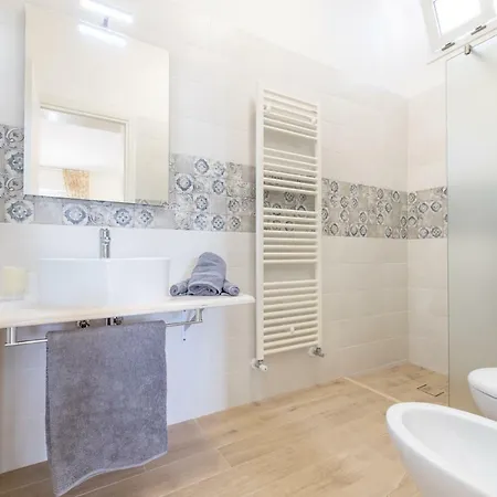 Guest house Oro Blu Torre Suda