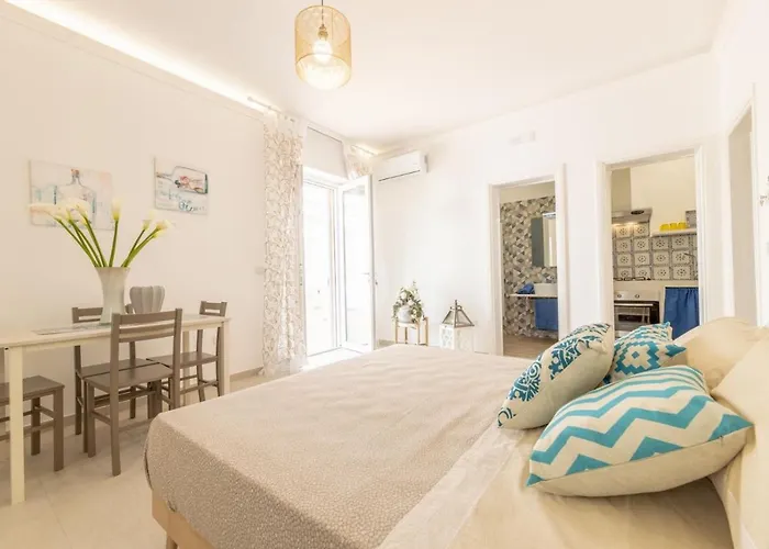 Oro Blu Affittacamere Torre Suda